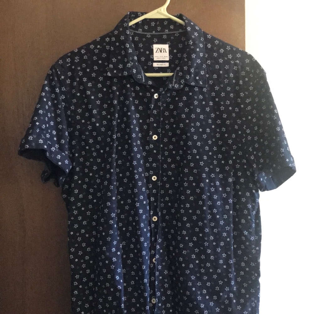 Size small - Picture 2 of 5